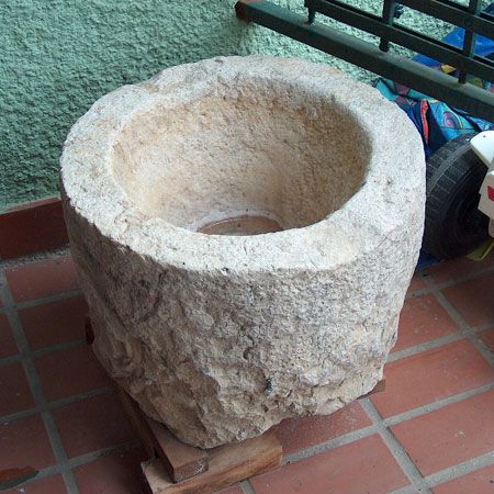 Stone container for oil