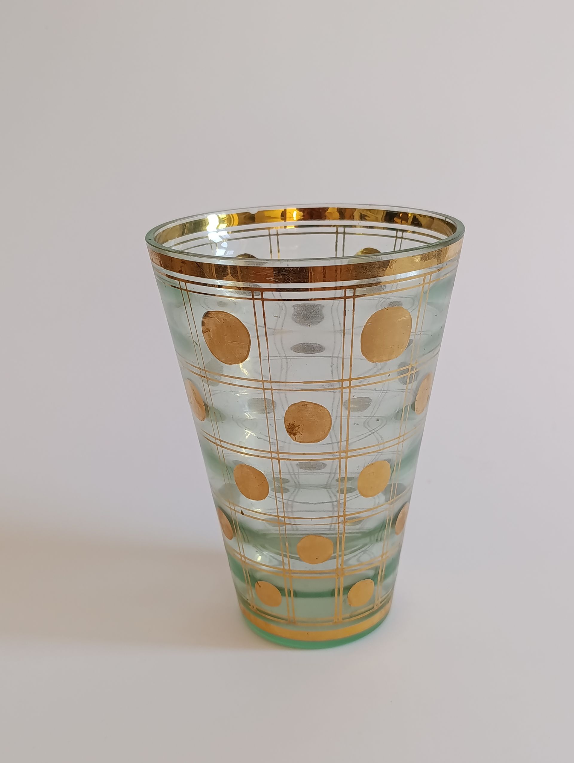 Glass vase